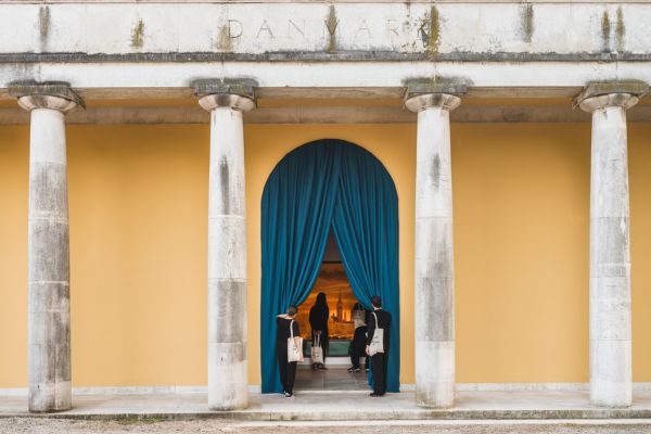Læs om Arkitekturbiennale i Venedig 