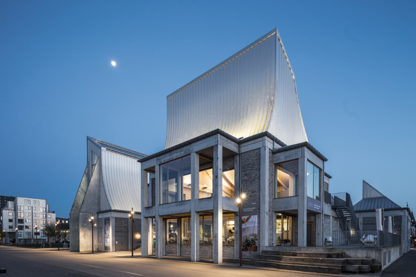 Klik her for at læse om Utzon Center i Aalborg